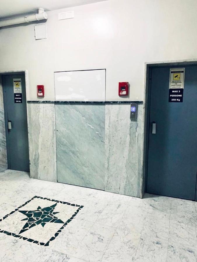 casa Margherita Apartment Napoli Bagian luar foto