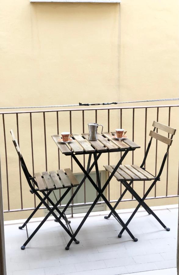 casa Margherita Apartment Napoli Bagian luar foto