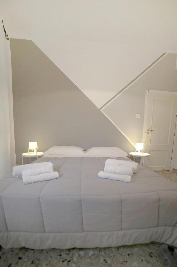 casa Margherita Apartment Napoli Bagian luar foto