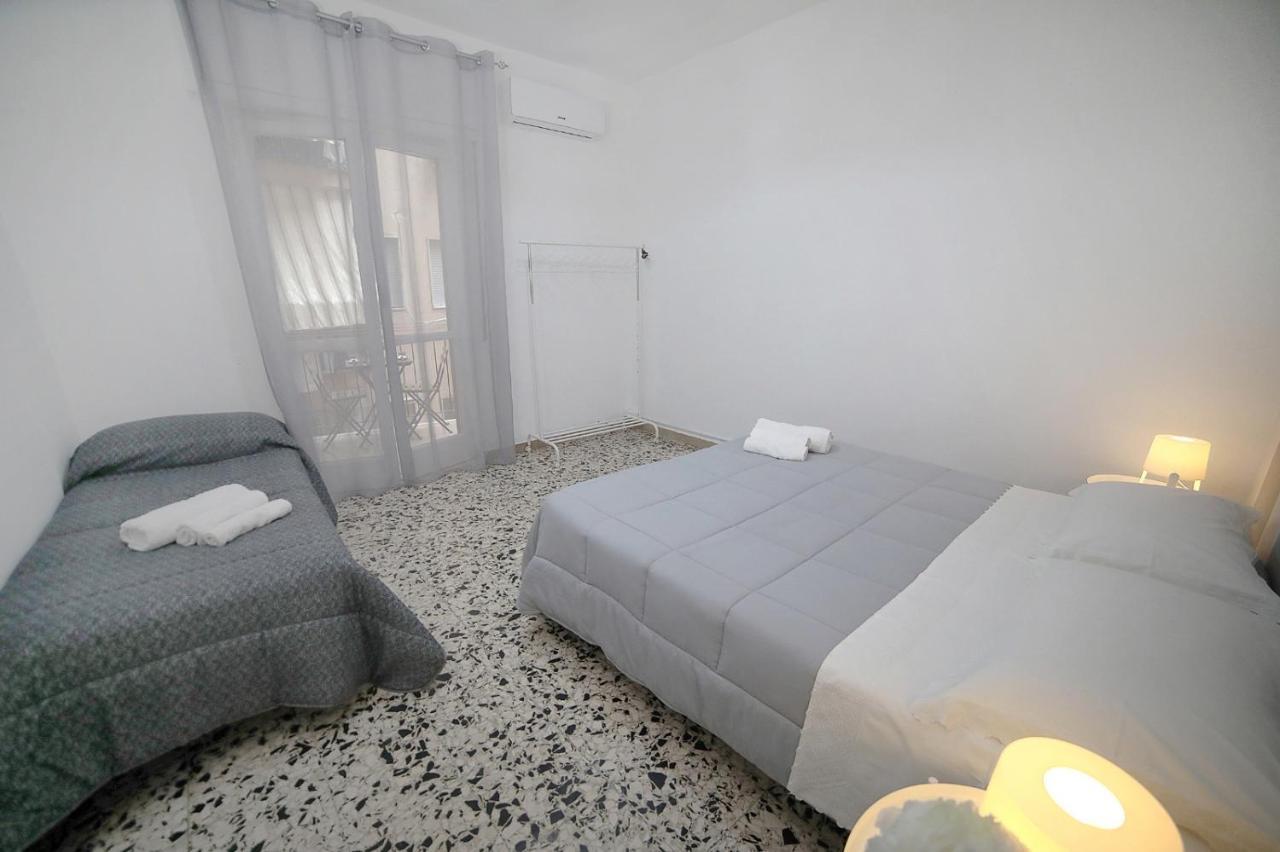 casa Margherita Apartment Napoli Bagian luar foto