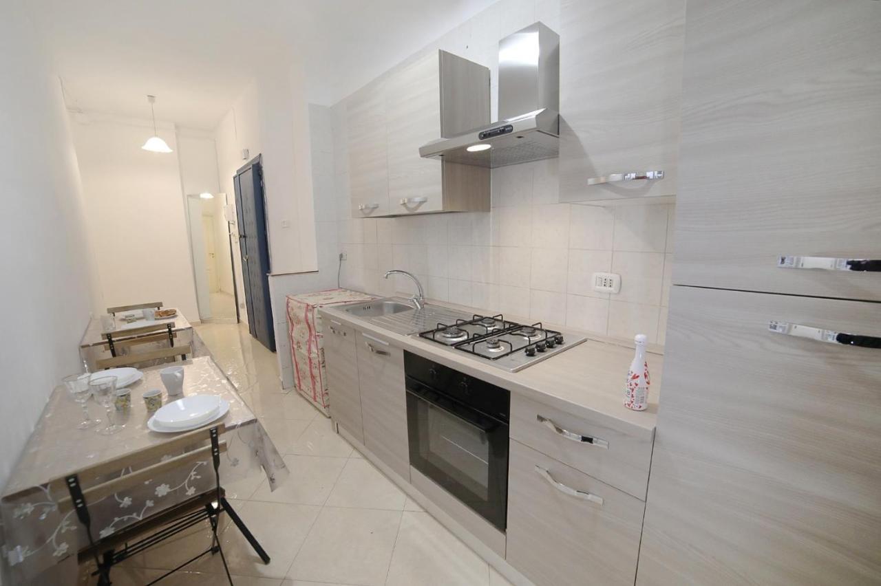 casa Margherita Apartment Napoli Bagian luar foto